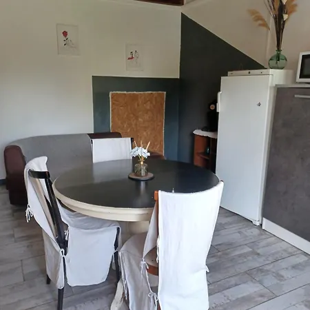 Modeste, Fonctionnel Apartment Le Bourdet